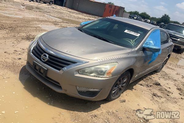 Photo of 2015 Nissan Altima