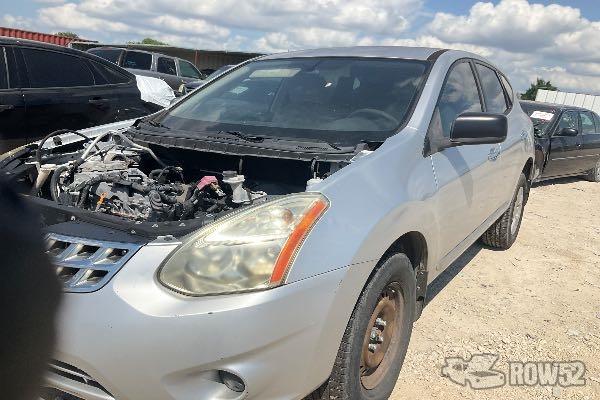 Photo of 2011 Nissan Rogue