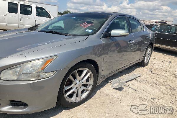 Photo of 2009 Nissan Maxima