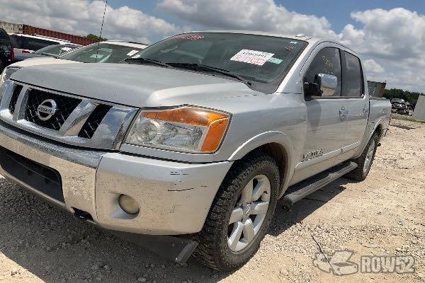 Photo of 2011 Nissan Titan