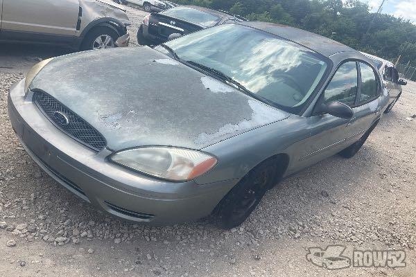 Photo of 2007 Ford Taurus