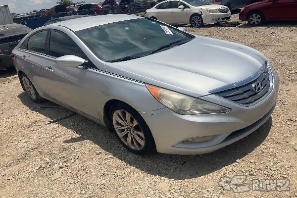 Photo of 2013 Hyundai Sonata