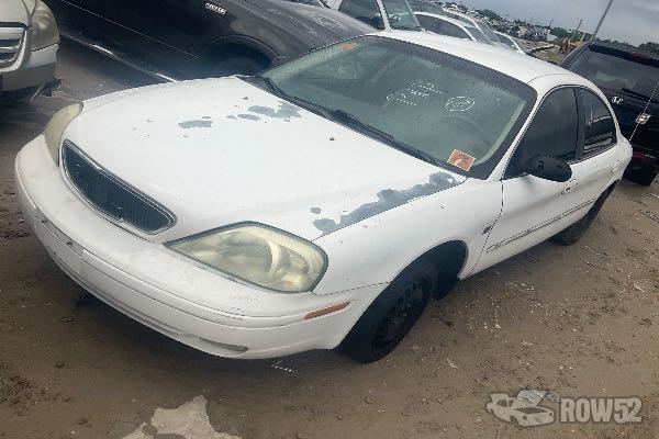 Photo of 2001 Mercury Sable
