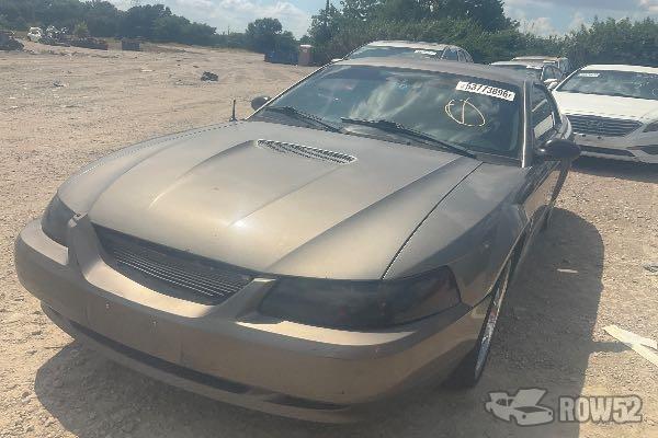 Photo of 2001 Ford Mustang