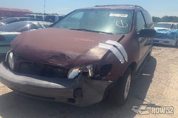 Photo of 2000 Toyota Sienna