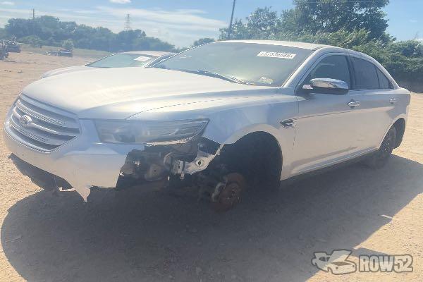 Photo of 2013 Ford Taurus