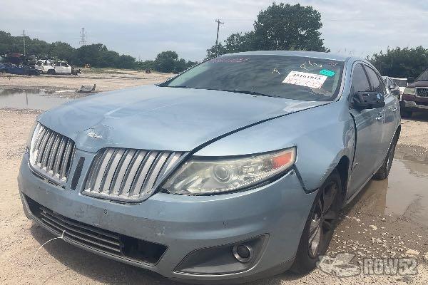 Photo of 2009 Lincoln MKS