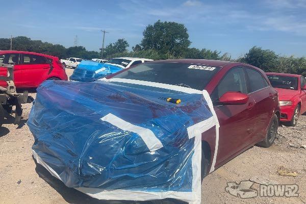 Photo of 2016 Hyundai Elantra GT