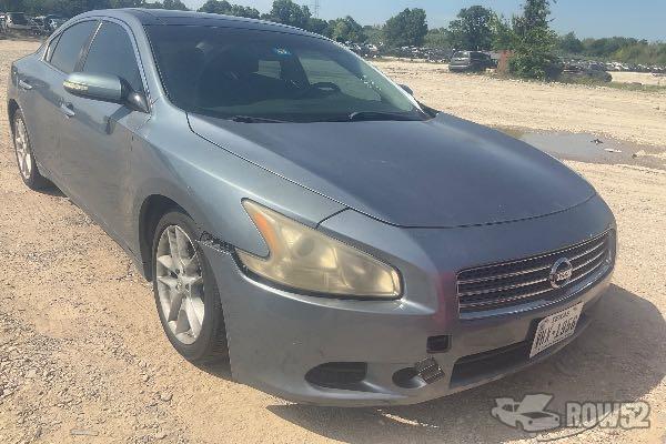 Photo of 2010 Nissan Maxima