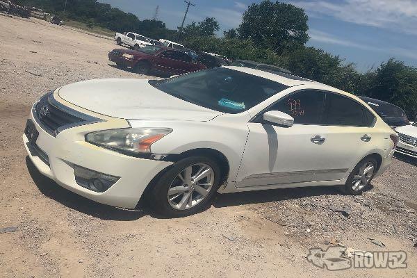 Photo of 2014 Nissan Altima