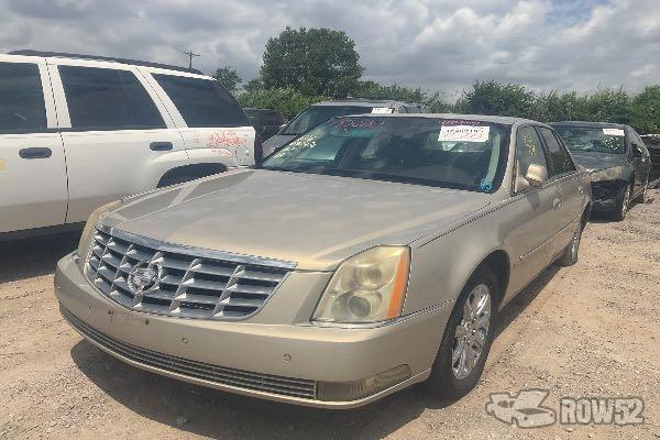 Photo of 2008 Cadillac DTS