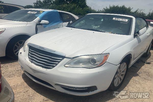 Photo of 2012 Chrysler 200