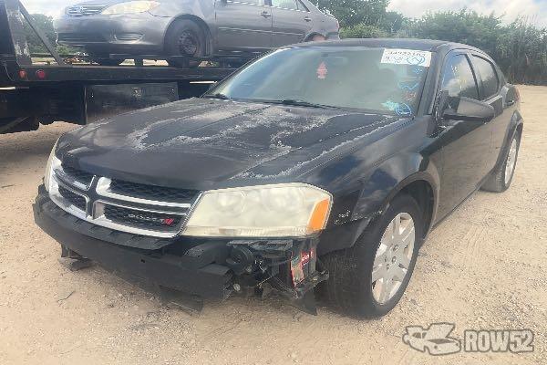 Photo of 2014 Dodge Avenger