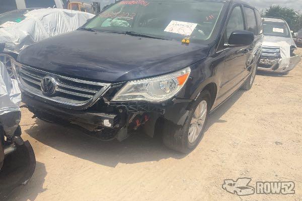 Photo of 2014 Volkswagen Routan