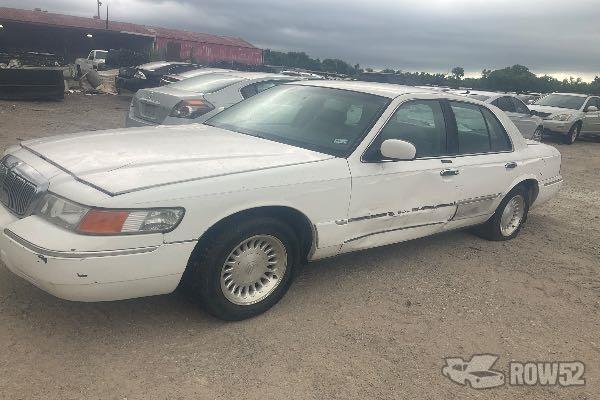Photo of 1998 Mercury Grand Marquis