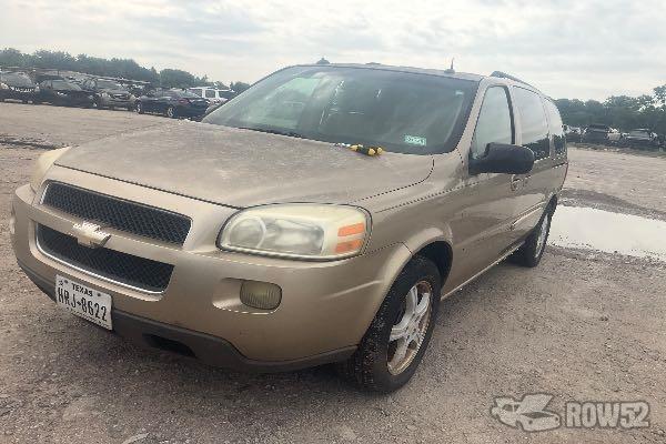 Photo of 2005 Chevrolet Uplander