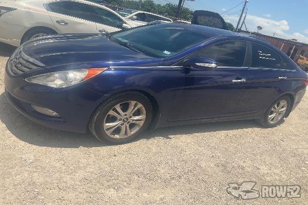 Photo of 2011 Hyundai Sonata