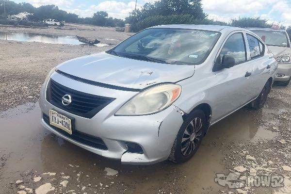 Photo of 2014 Nissan Versa