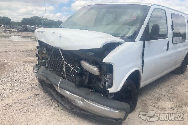 Photo of 2000 Chevrolet Express