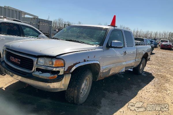 Photo of 2002 GMC Sierra 1500