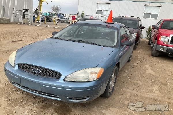 Photo of 2006 Ford Taurus