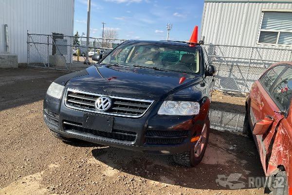 Photo of 2005 Volkswagen Touareg