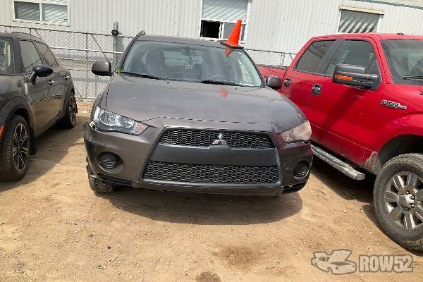 Photo of 2010 Mitsubishi Outlander