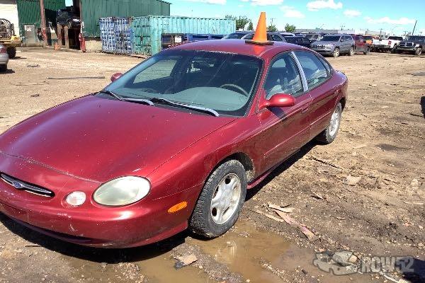 Photo of 1998 Ford Taurus