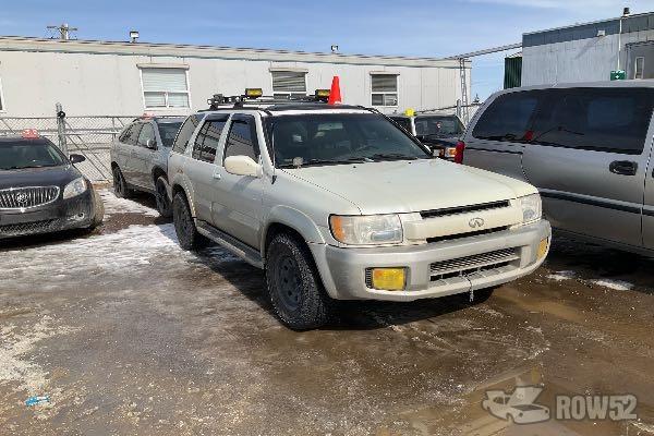 Photo of 2002 Infiniti QX4