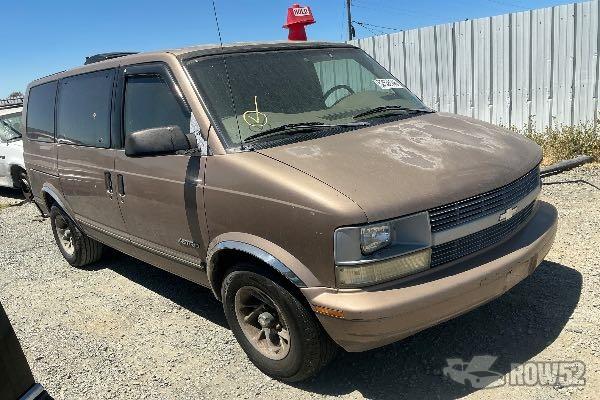 Photo of 1998 Chevrolet Astro