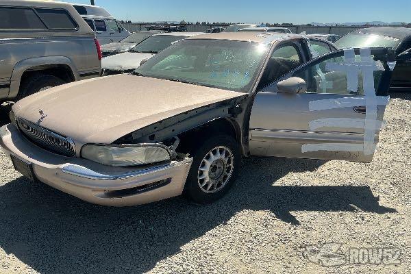 Photo of 1999 Buick Park Avenue