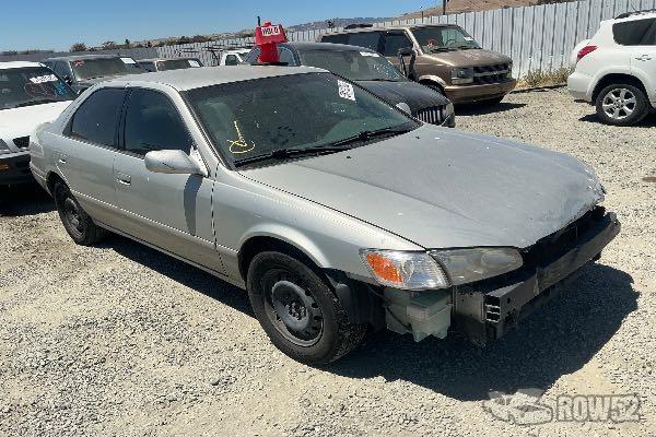 Photo of 2000 Toyota Camry