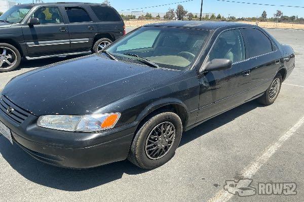 Photo of 1999 Toyota Camry