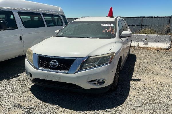 Photo of 2015 Nissan Pathfinder