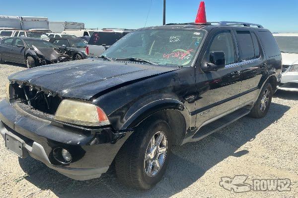 Photo of 2005 Lincoln Aviator