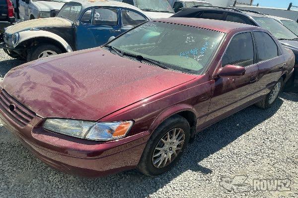 Photo of 1998 Toyota Camry
