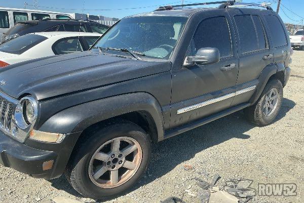Photo of 2005 Jeep Liberty