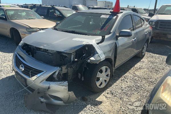 Photo of 2013 Nissan Versa