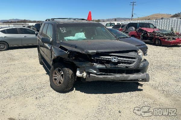 Photo of 2004 Honda Pilot