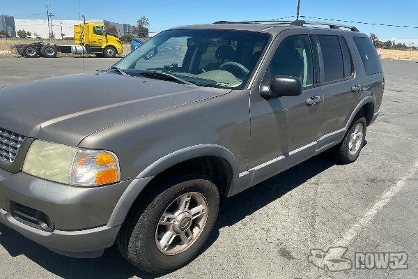 Photo of 2003 Ford Explorer