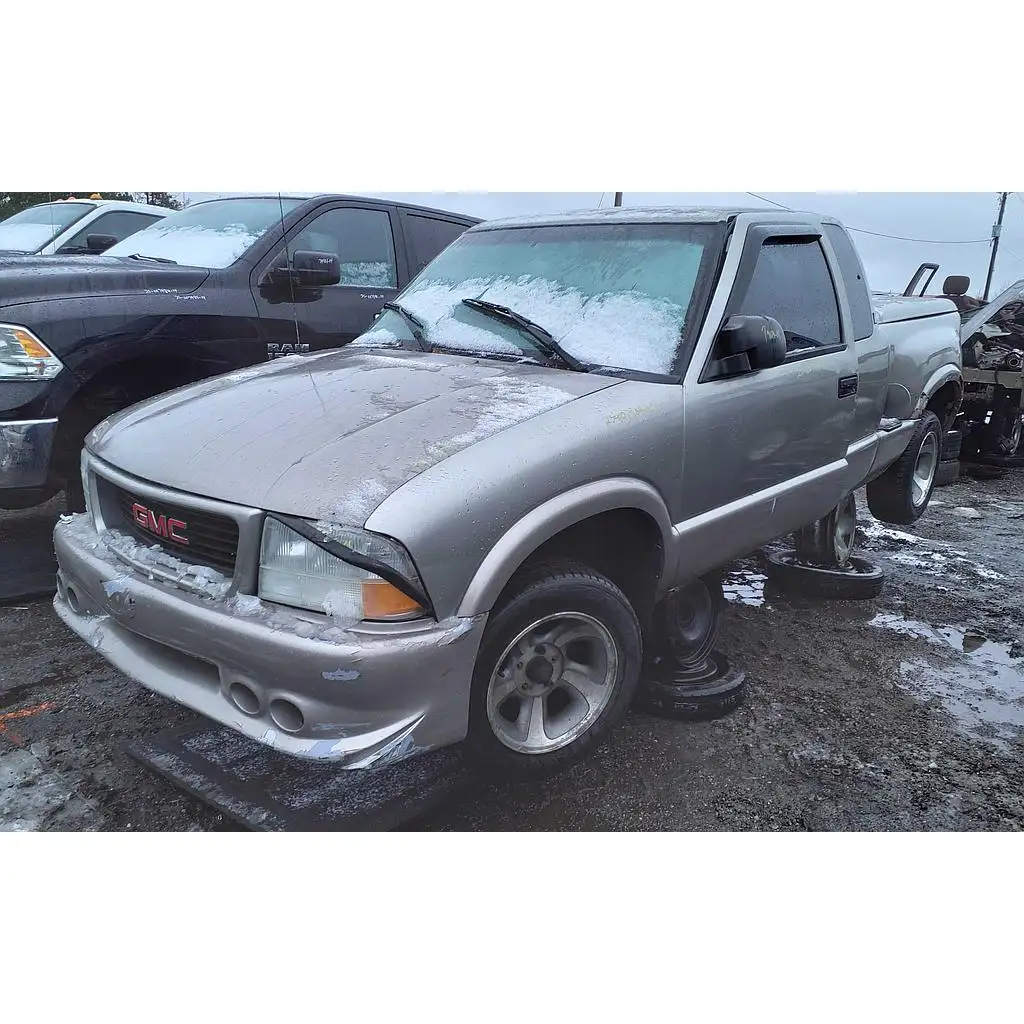 Photo of 2001 Gmc Sonoma