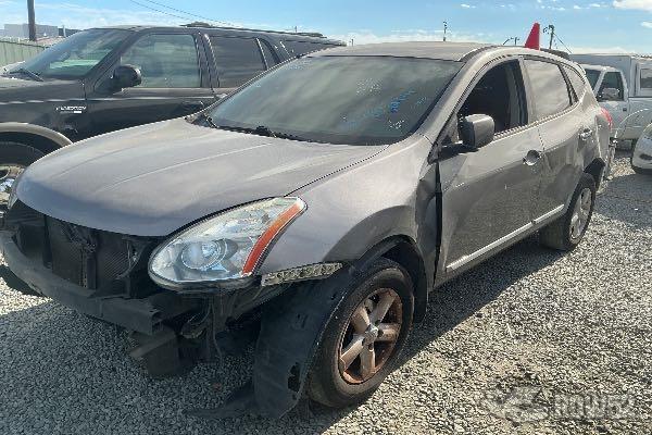 Photo of 2012 Nissan Rogue