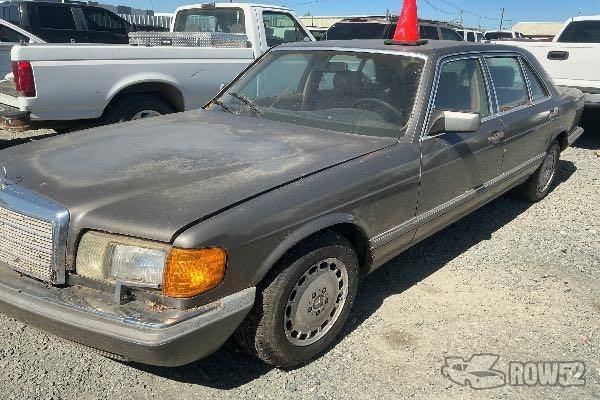 Photo of 1986 Mercedes-Benz 420