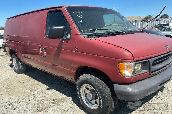 Photo of 1999 Ford Econoline