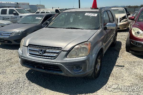 Photo of 2005 Honda CR-V