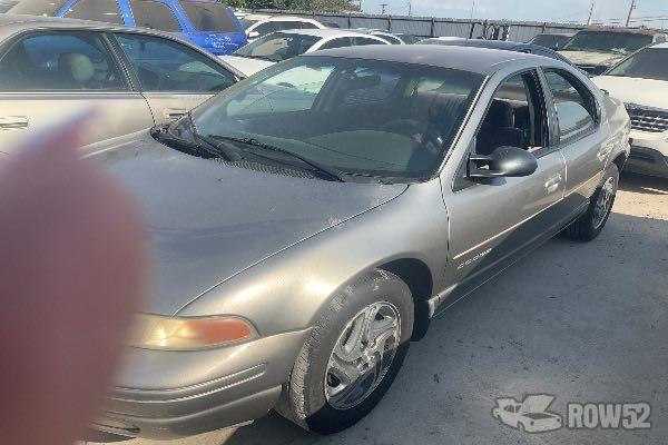 Photo of 1998 Dodge Stratus