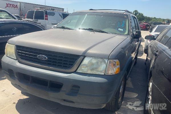 Photo of 2005 Ford Explorer