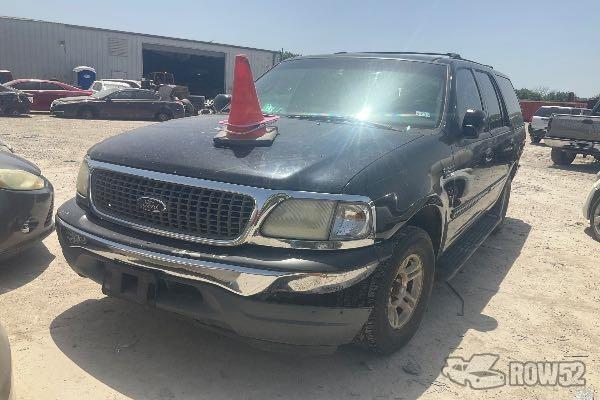 Photo of 2002 Ford Expedition