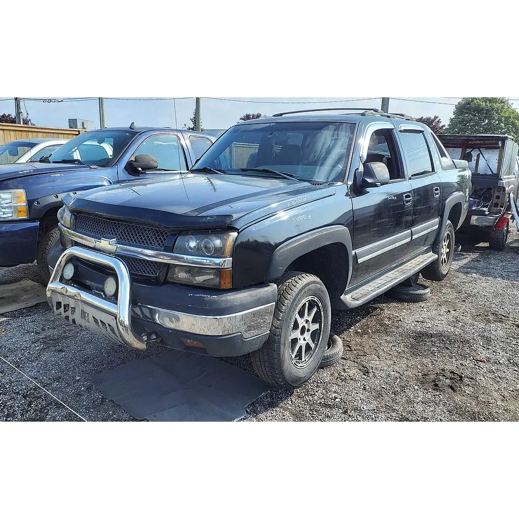 Photo of 2004 Chevrolet Avalanche