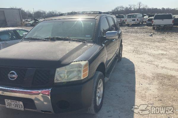 Photo of 2004 Nissan Armada